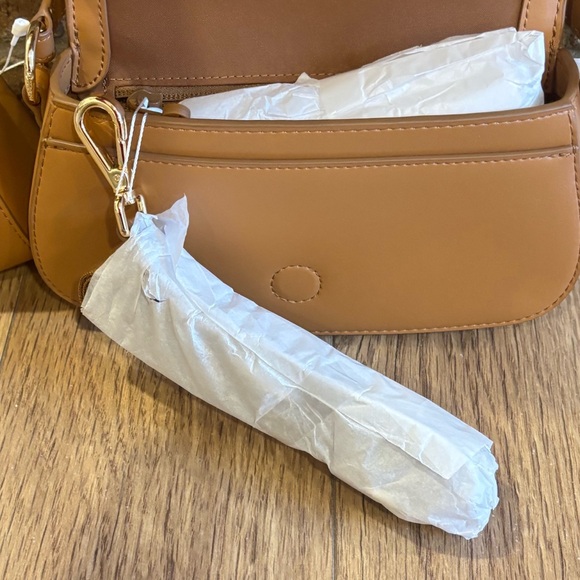 NWT Lululemon Cactus "Leather" Mini Bag In Chestnut Brown/Gold - Picture 6 of 9